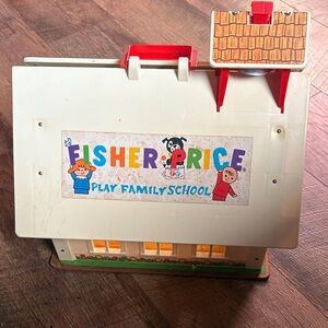 Fisher-Price Play Family School - Cream and Red